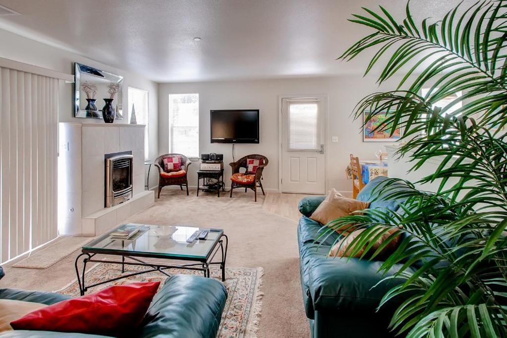 Serene Bungalow-Style Home In Point Reyes Station! Extérieur photo
