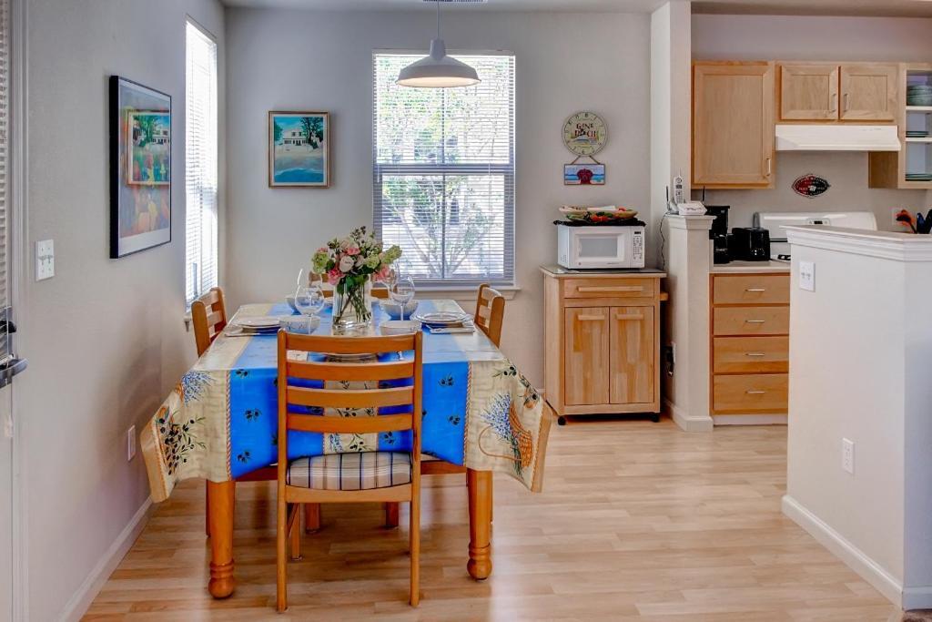 Serene Bungalow-Style Home In Point Reyes Station! Extérieur photo