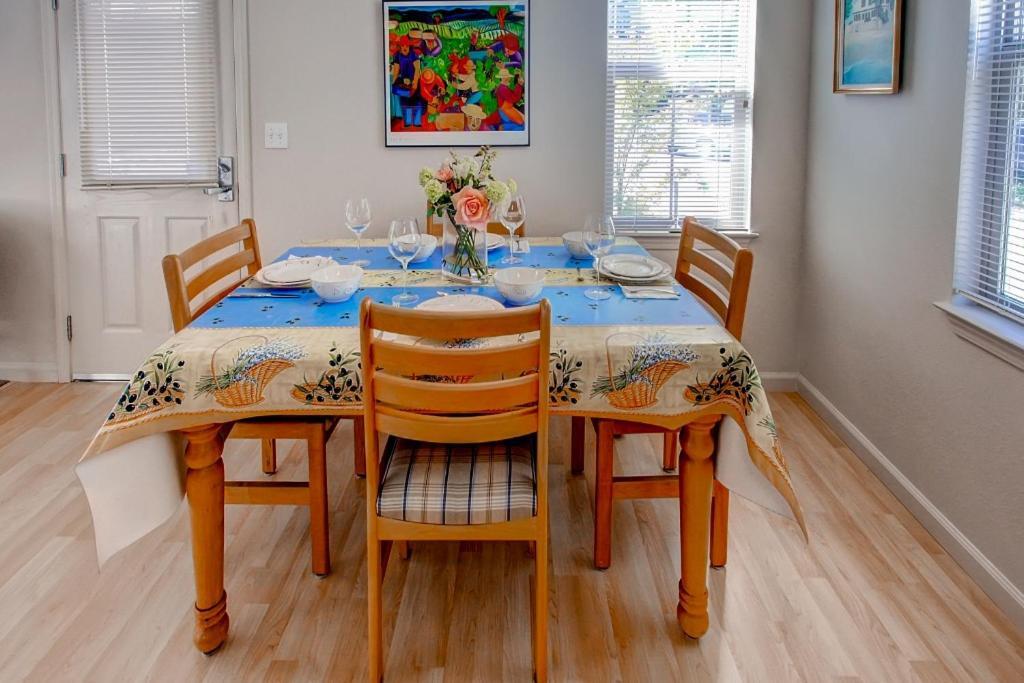 Serene Bungalow-Style Home In Point Reyes Station! Extérieur photo