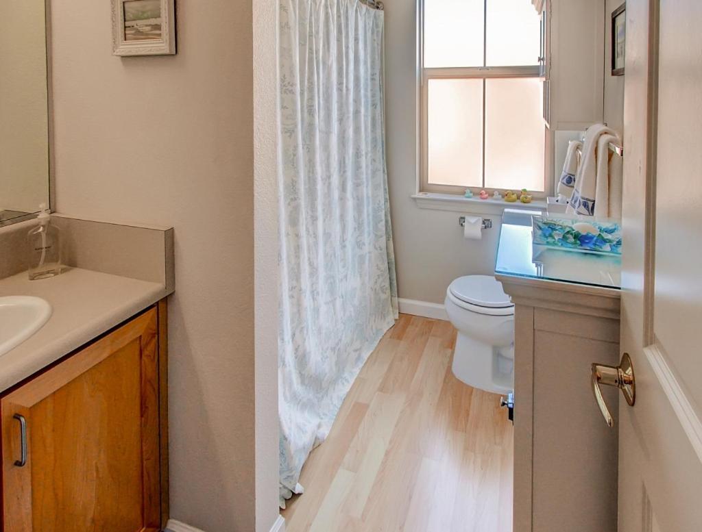 Serene Bungalow-Style Home In Point Reyes Station! Extérieur photo
